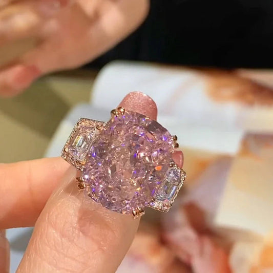 Norvo | Tre Steins Brilliant Cut Rosa Ring