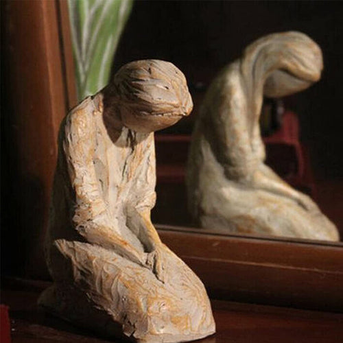 Norvo | Sweet Hour of Prayer, vakker håndstøpt inspirerende skulptur av en bønnende kvinne