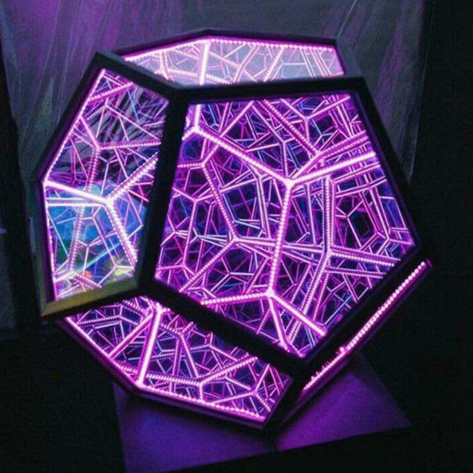 Norvo | Infinity Dodecahedron LED Nattlys Kunst Bordlampe