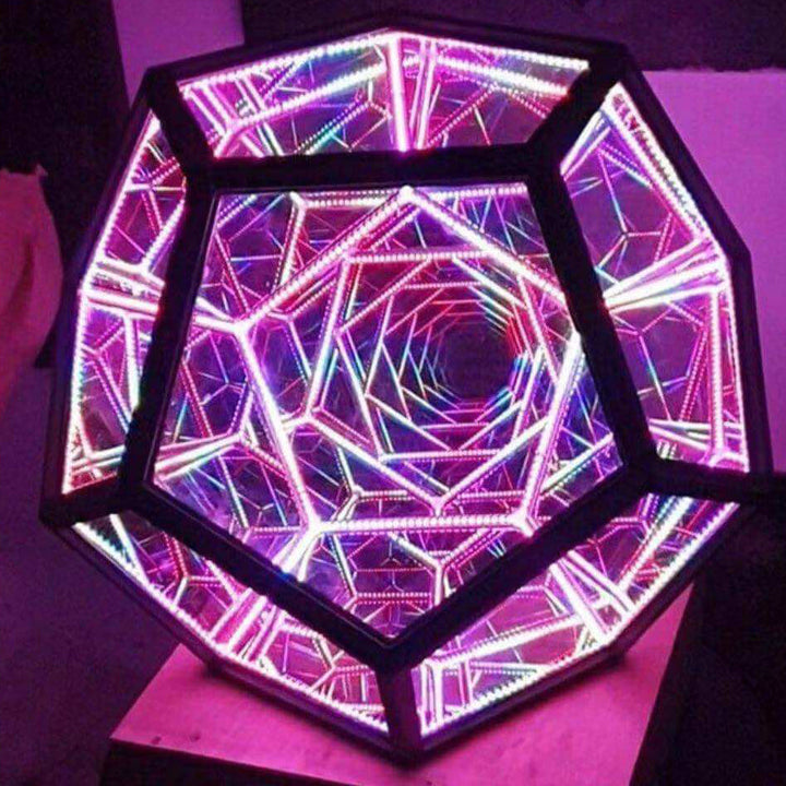 Norvo | Infinity Dodecahedron LED Nattlys Kunst Bordlampe