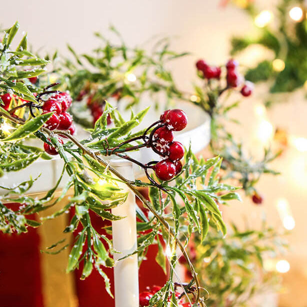 Norvo | Jule Rød Frukt Furu Nål LED Kobbertråd Dekorative Batteri Lys Sørger