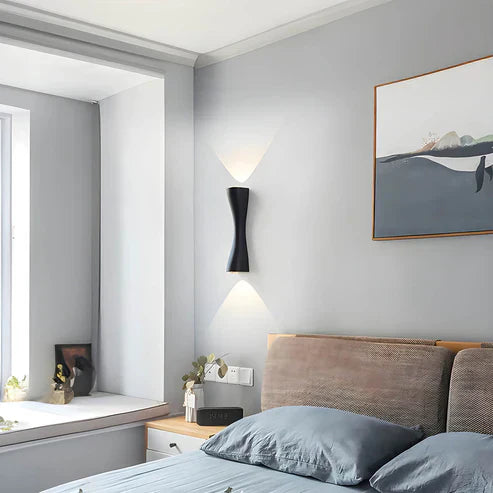 RéconfortGlow – Elegant Vanntett Vegglampe for Innendørs og Utendørs Norvo