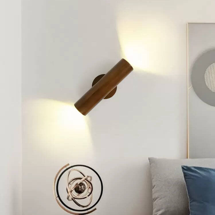 Norvo | Moderne enkel varm massiv tre strippet dobbel hode LED vegglampe