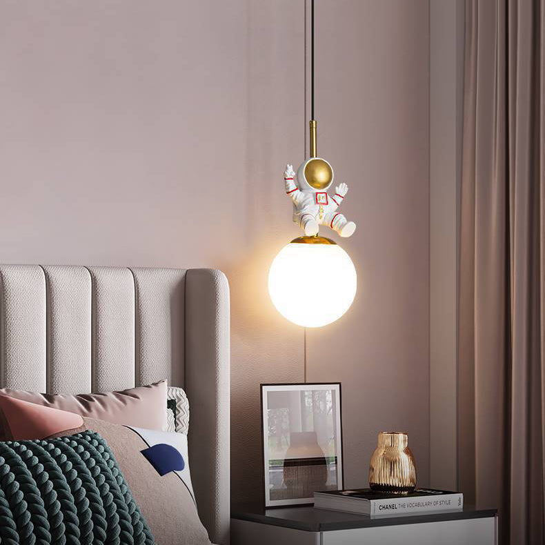 Norvo | Moderne Nordic Barne Orb Astronaut Jern Harpiks 1-Lys Pendellampe for Soverommet