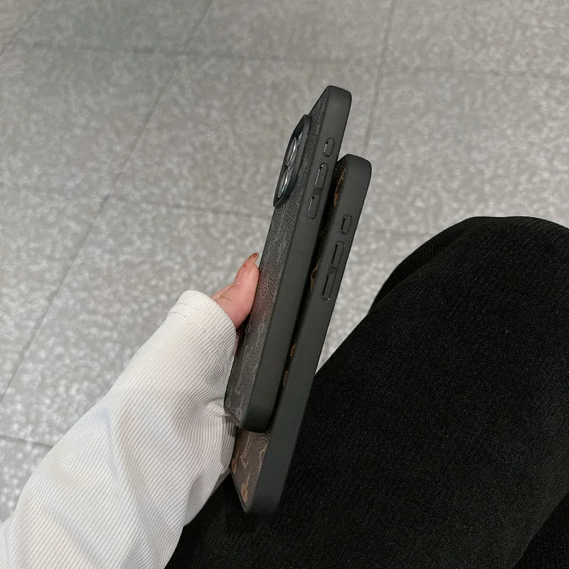 Norvo | LUXE LV STORE LOGO IPHONE CASE