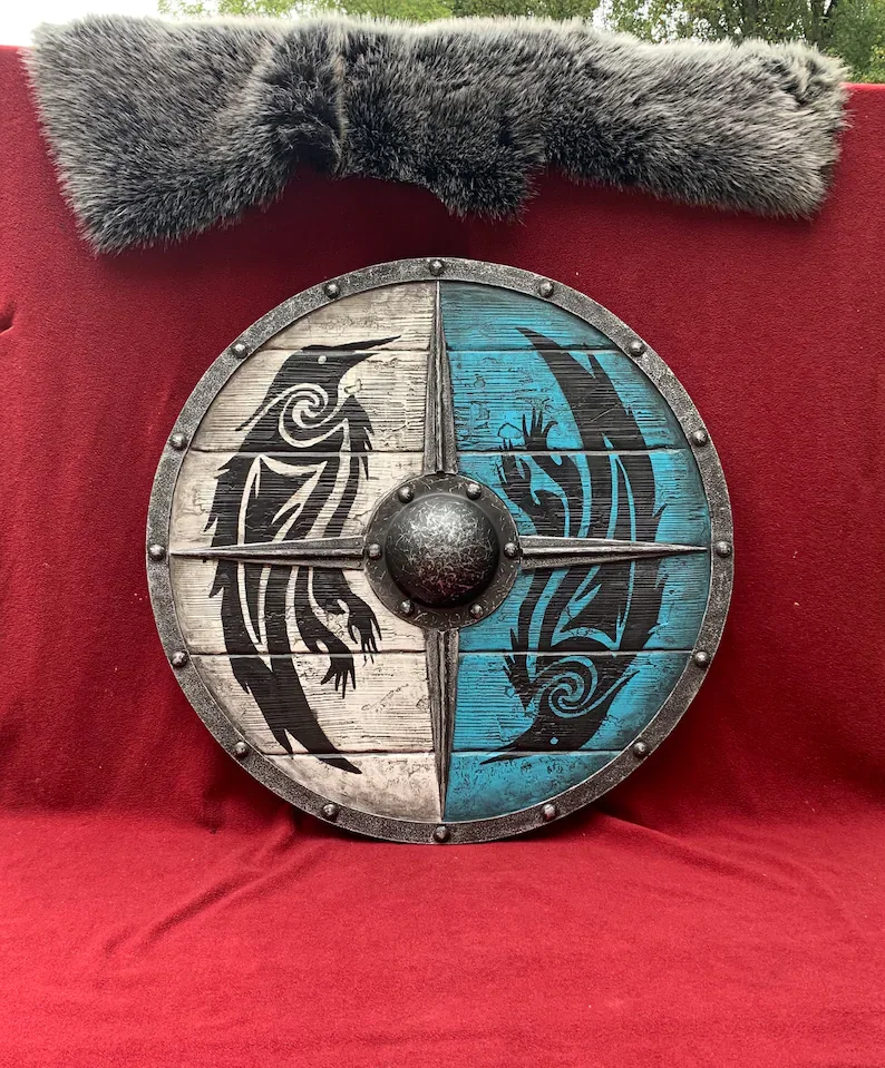 Norvo | Eivor Valhalla Raven Kamp Skadet Viking Tre Skjold 30CM