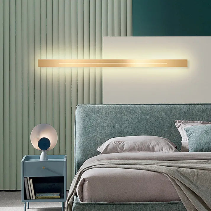 Norvo | LED Vegglampe | Modern Vertikal Sort Innendørs Sconce