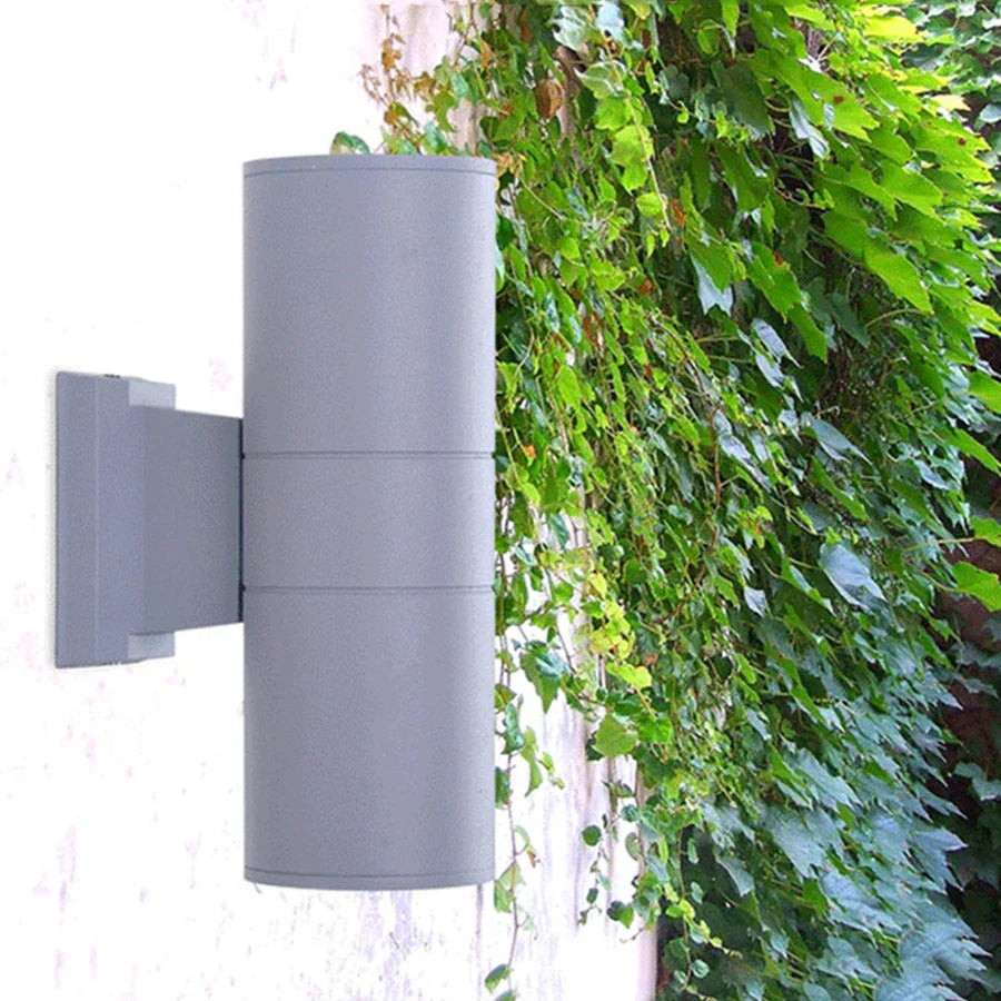 Aluminiums utendørs vegglampe med LED - Moderne belysning for hage og terrasse | Norvo