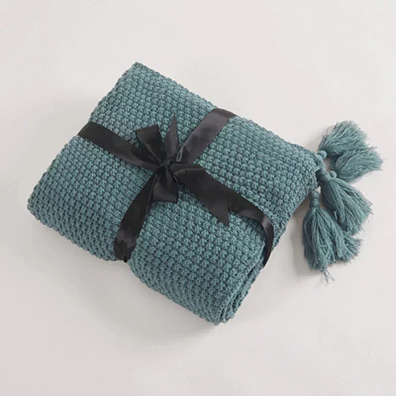 Norvo | NordiWrap Strikket Ullteppe med Frynser | Nordisk Design | Koselig & Elegant | Perfekt for Hjemmet