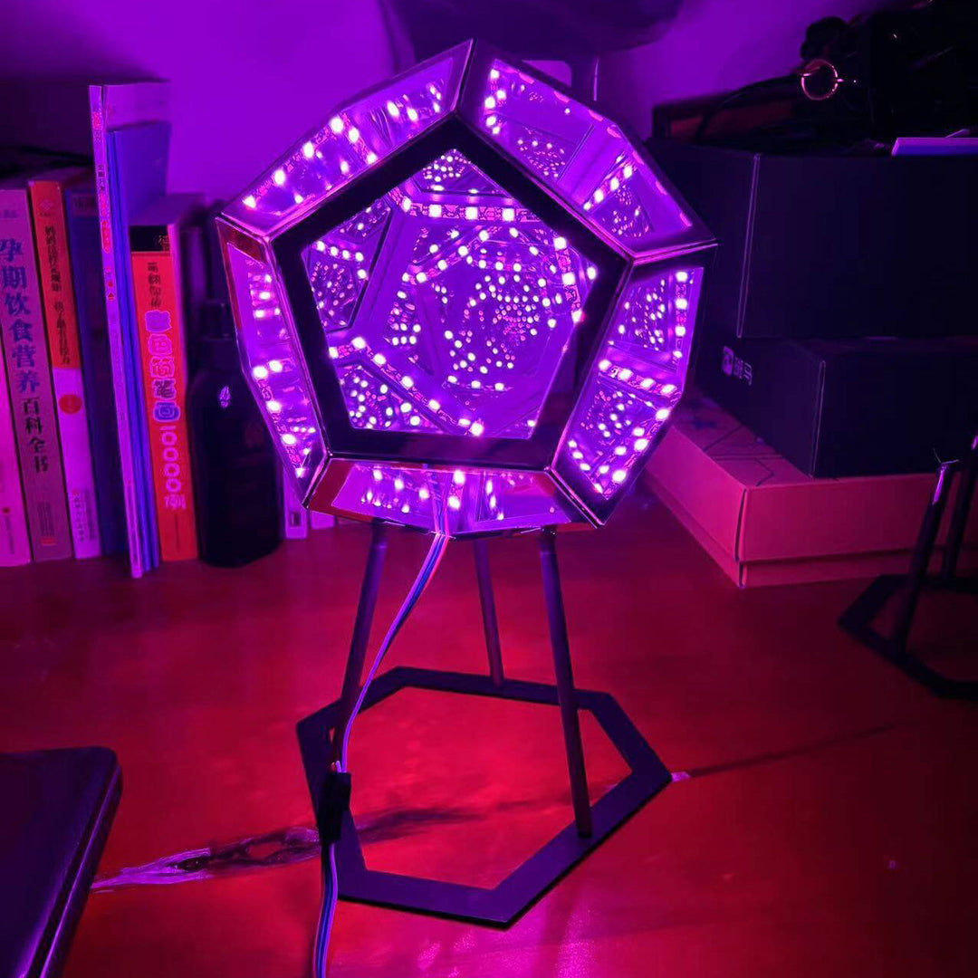 Norvo | Infinity Dodecahedron LED Nattlys Kunst Bordlampe