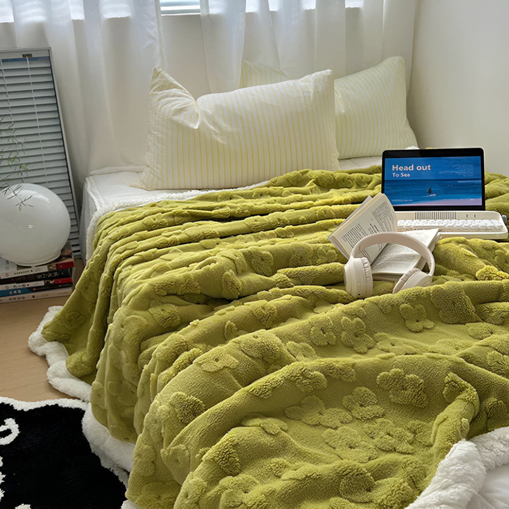 Norvo | Cloud Flower Snuggle Blanket