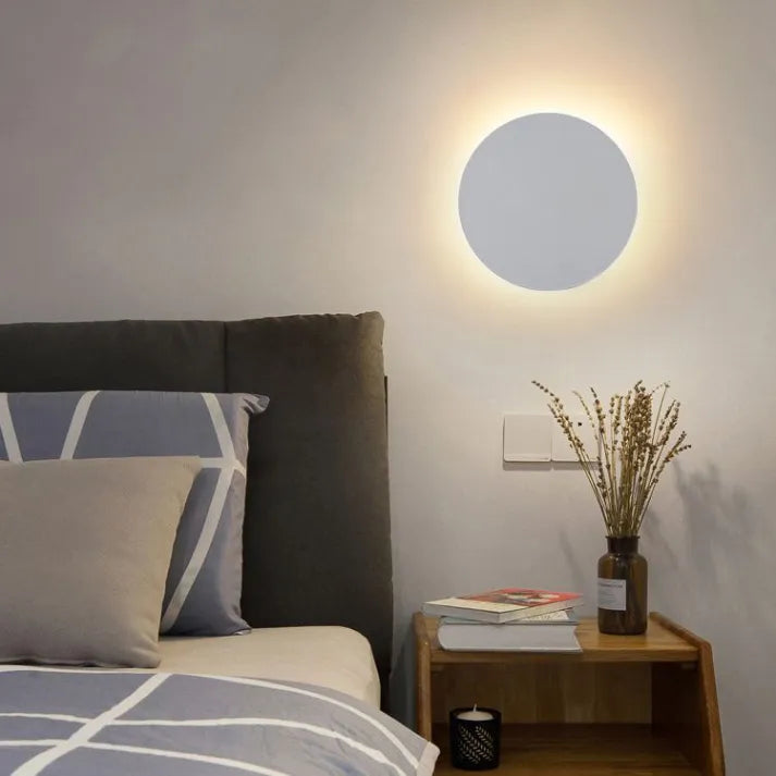 Norvo | Rund Vegglampe i Moderne Design