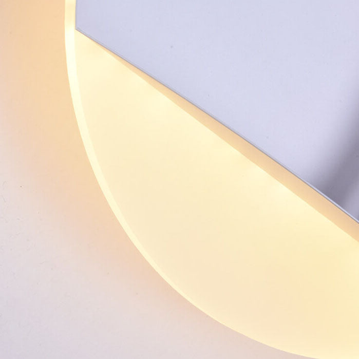 Norvo | Moderne Kreativ Jern Harpiks Rund Astronaut LED Vegglampe for Soverom