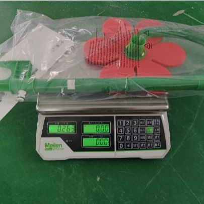 Norvo | Dansende Daisy Sprayler – Morsom Gress Sprayler for Hage og Kjæledyr