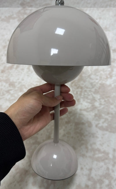 Norvo | Designer LED Bordlampe med Aurora Effekt