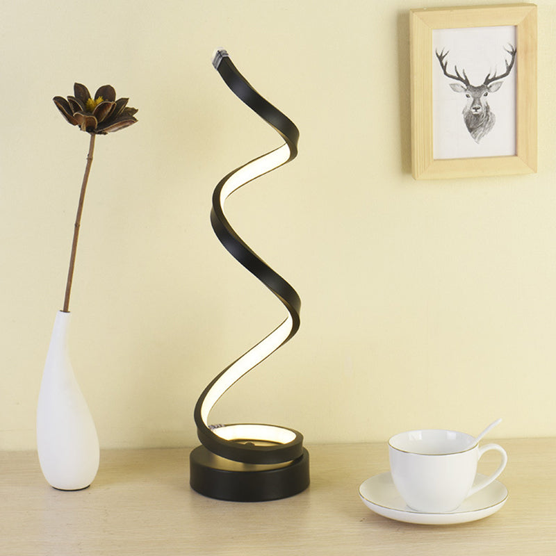 Norvo | Spiral Bånd Metall Bordlampe Enkelhet Svart/Hvit/Gull LED Arbeidsbelysning med Rund Bunn i Varm/Hvit Lys