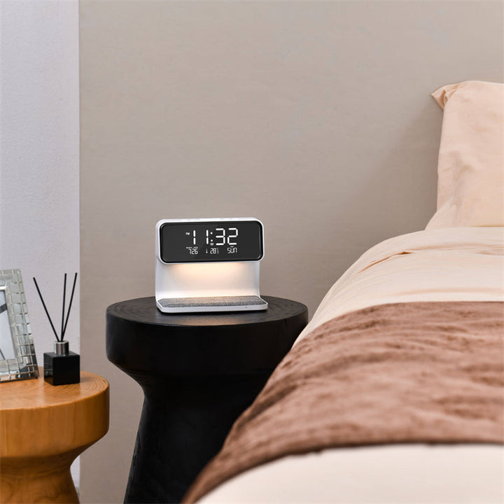 Norvo | 3-i-1 Sengelampe med Trådløs Lader – LCD Vekkerklokke & Berøringsdimmbar LED Bordlampe