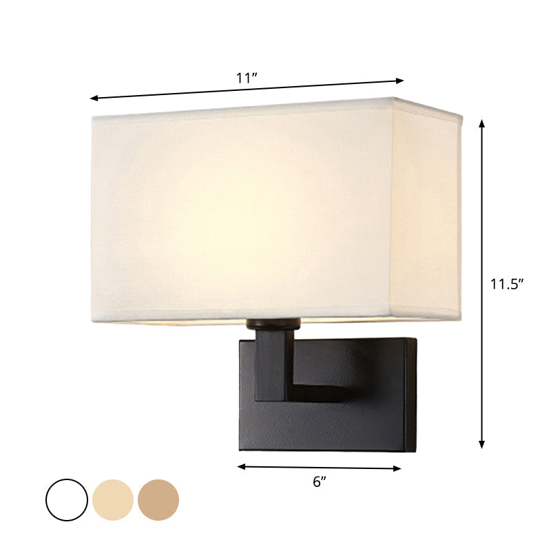 Postmodern Cuboid Vegglampe Stoff 1-Lys Sengelampe Lesevegglys i Hvit/Beige/Brown med Svart/Gull Arm | Norvo