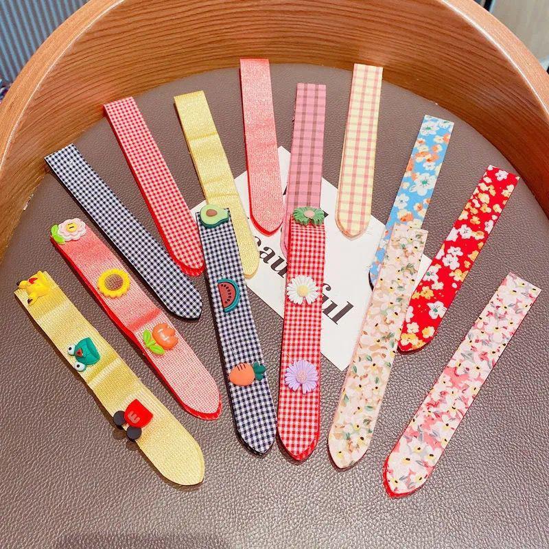 Norvo | Borrelås Hår Pony Klistremerke