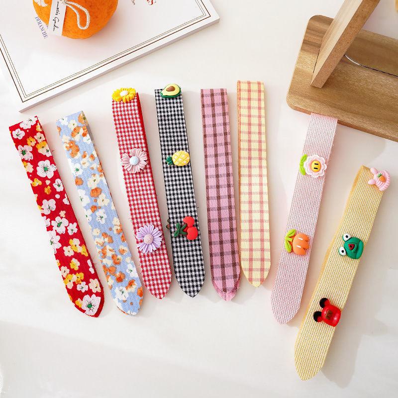 Norvo | Borrelås Hår Pony Klistremerke