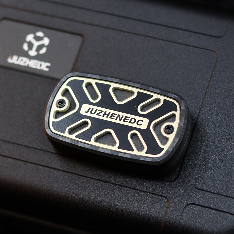 Norvo | Matrix EDC Karbonfiber Push Card Dekompresjonsleketøy