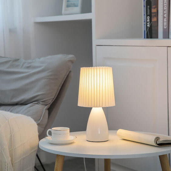 Norvo | Skandinavisk Retro Bordlampe med Foldsøm og Glassbase