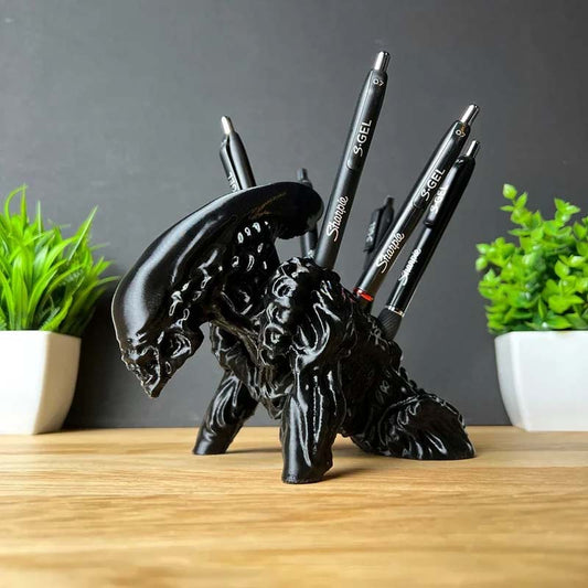 Norvo | Alien-inspirert pennholder