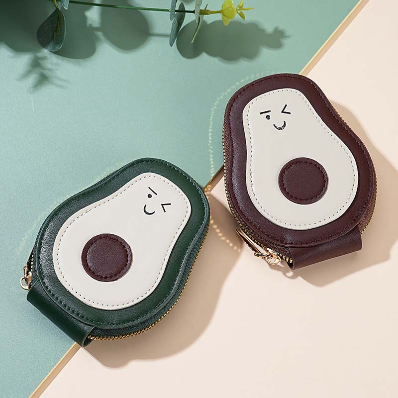 Norvo | Avocado-shaped multifunctional card holder