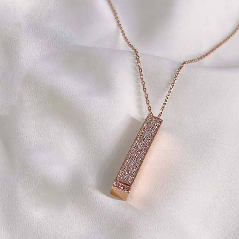 Norvo | Secret I love you message bar necklace