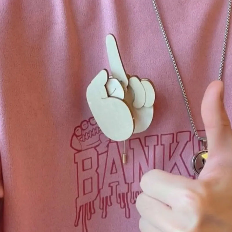 Norvo | Morsom Trefinger Brosje