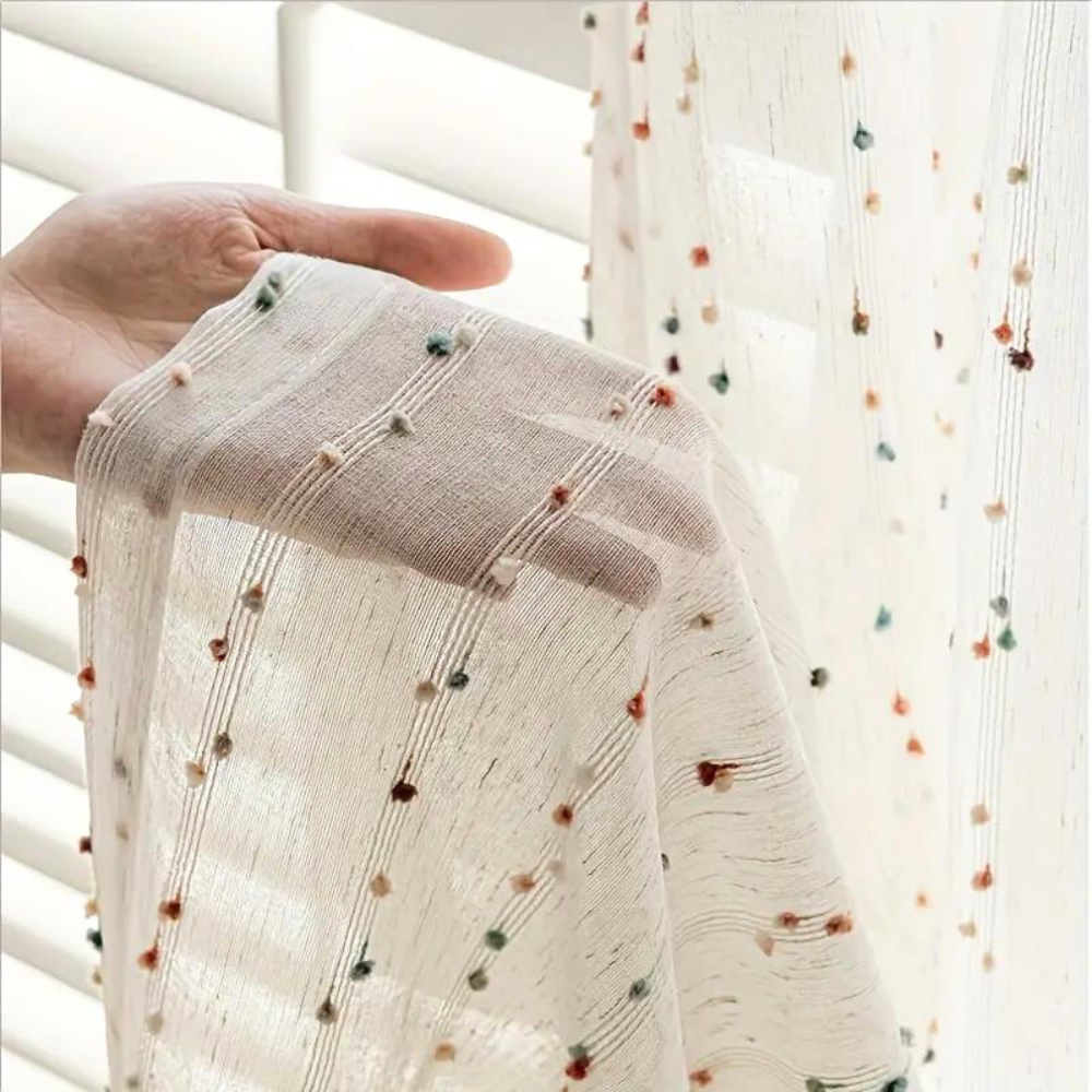 Norvo | Sugar Bean Regnbue Brodert Tyll Gardinpanel