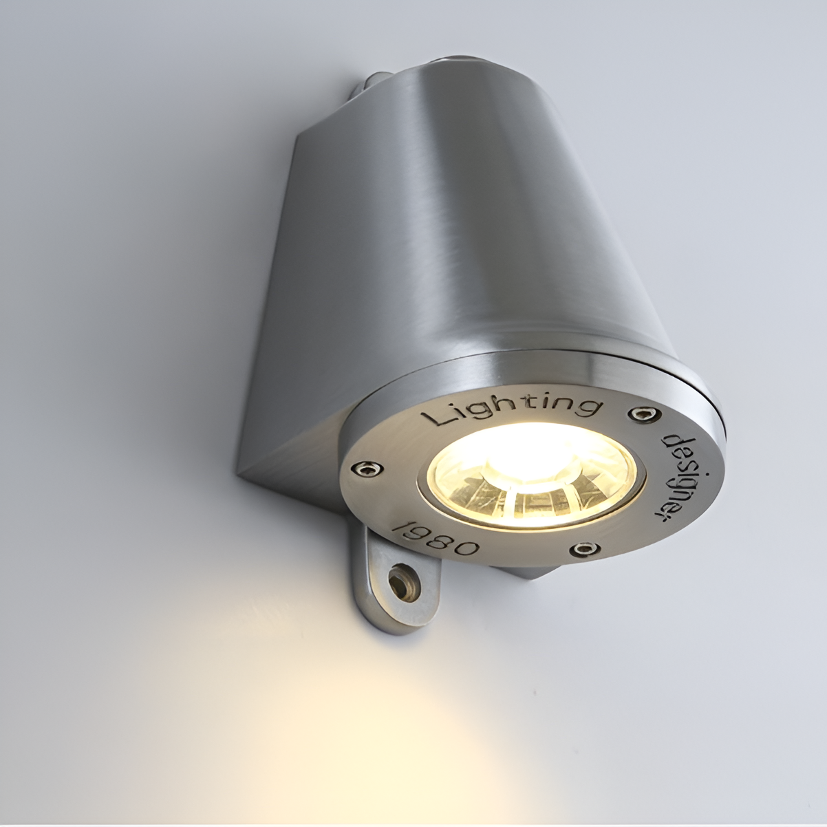 Norvo | Minimalistisk LED Utendørs Vegglampe