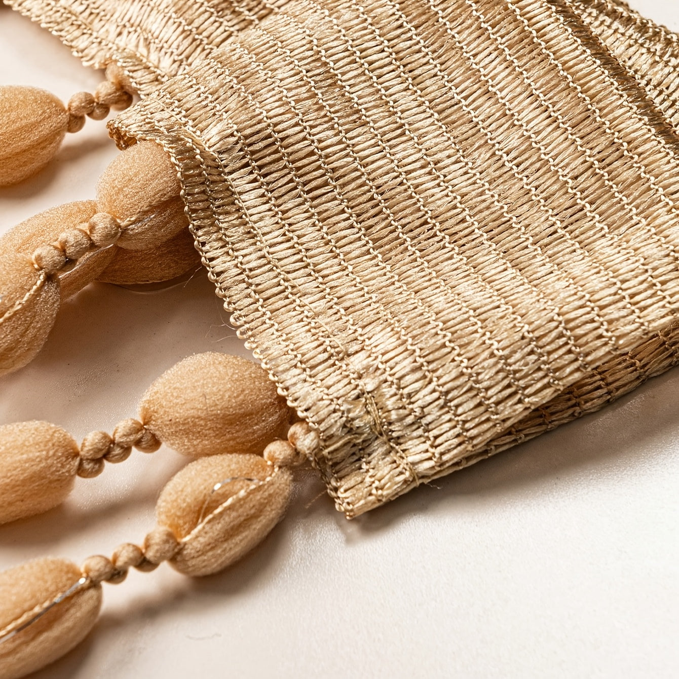 Norvo | BohoDream Sengeluft med perler for soverom eller lekerom