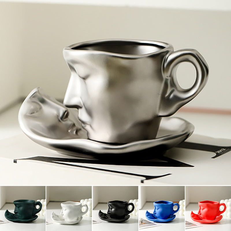 Norvo | Metal Touching Face Creative Ceramic Kiss Kaffekopp, Kunstnerisk Vibe Krus & Tallerken Sett