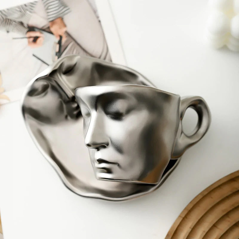 Norvo | Metal Touching Face Creative Ceramic Kiss Kaffekopp, Kunstnerisk Vibe Krus & Tallerken Sett