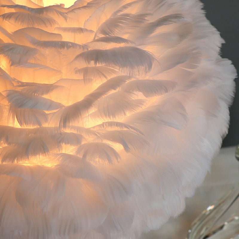 Norvo | Romantisk FeatherBeam - Moderne Feather 1-Lykt Senge Lampe med Krystall Dekor
