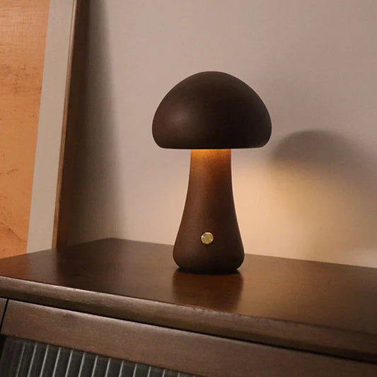 Norvo | Tresopp LED Nattlampe – Sjarmerende lampe i naturlig design for koselig atmosfære