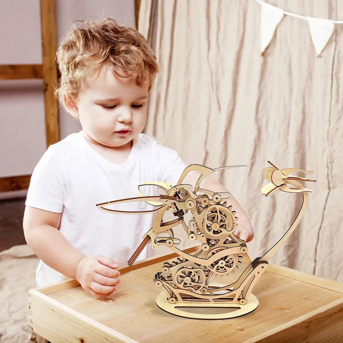 Norvo | Tre kinetisk kolibri skulptur