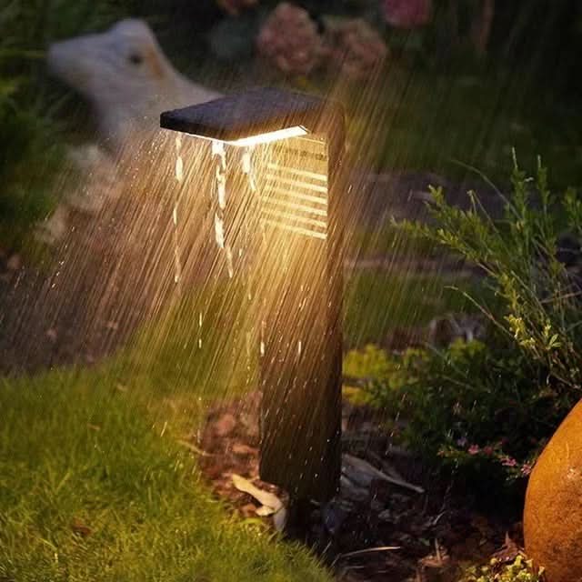 Norvo | Solar Garden Light – Elegant & Miljøvennlig Utendørsbelysning