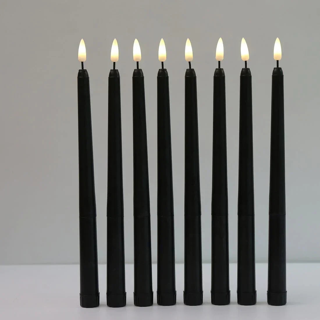 Norvo | 3 deler svarte LED lys med flimrende flamme