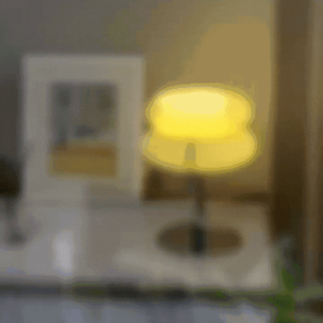 Norvo | Elegant Macaron Glass Table Lamp med USB - 3 Lysfarger