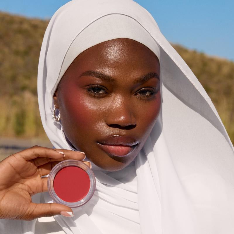 Norvo | Glitrende hudtone rouge