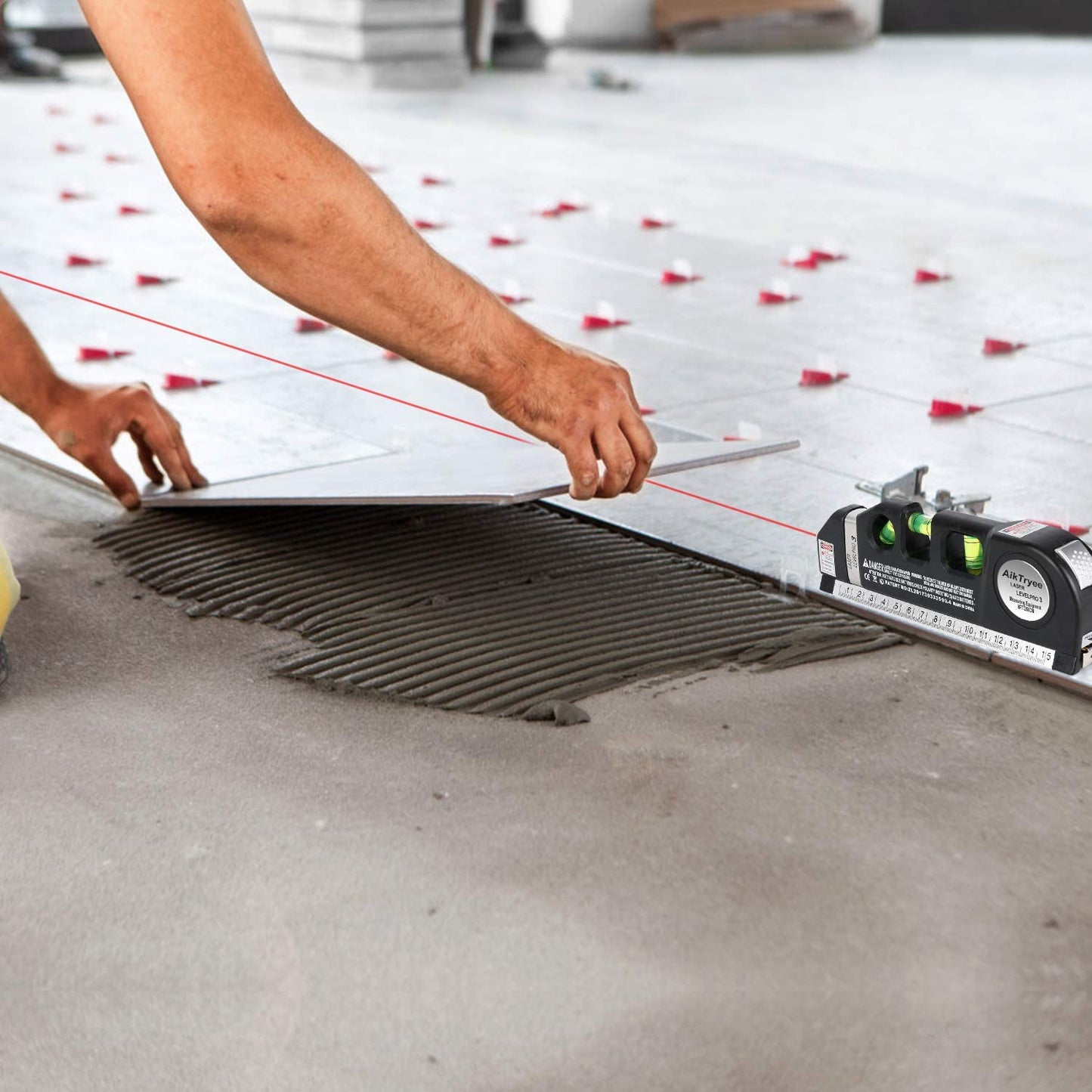 Norvo | Laser Nivå Linjal Multifunksjonell Husholdnings Infrarød Dekorasjon (Svart)