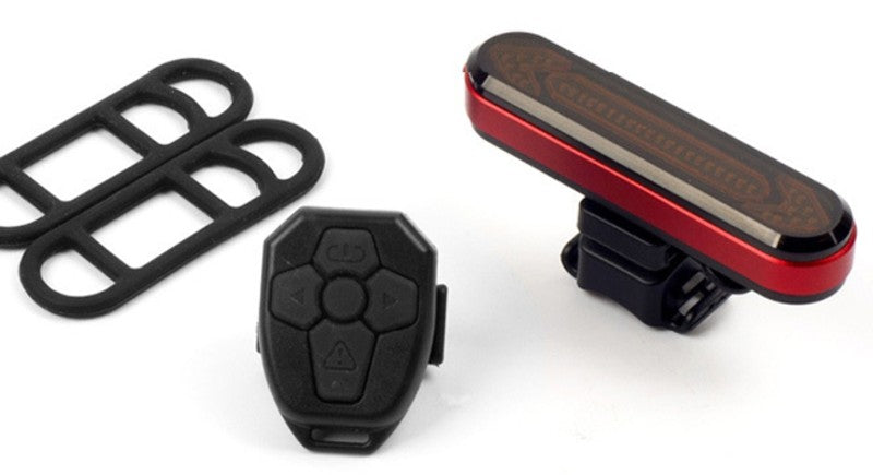 Norvo | Trådløs Fjernkontroll Sykkel Styring Baklys, med Svingsignal, Bremselys og Blinkende Varsellamp, for Sikker Sykling