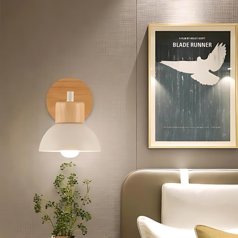Norvo | Stilfull vegglampe laget av tre for et harmonisk hjem