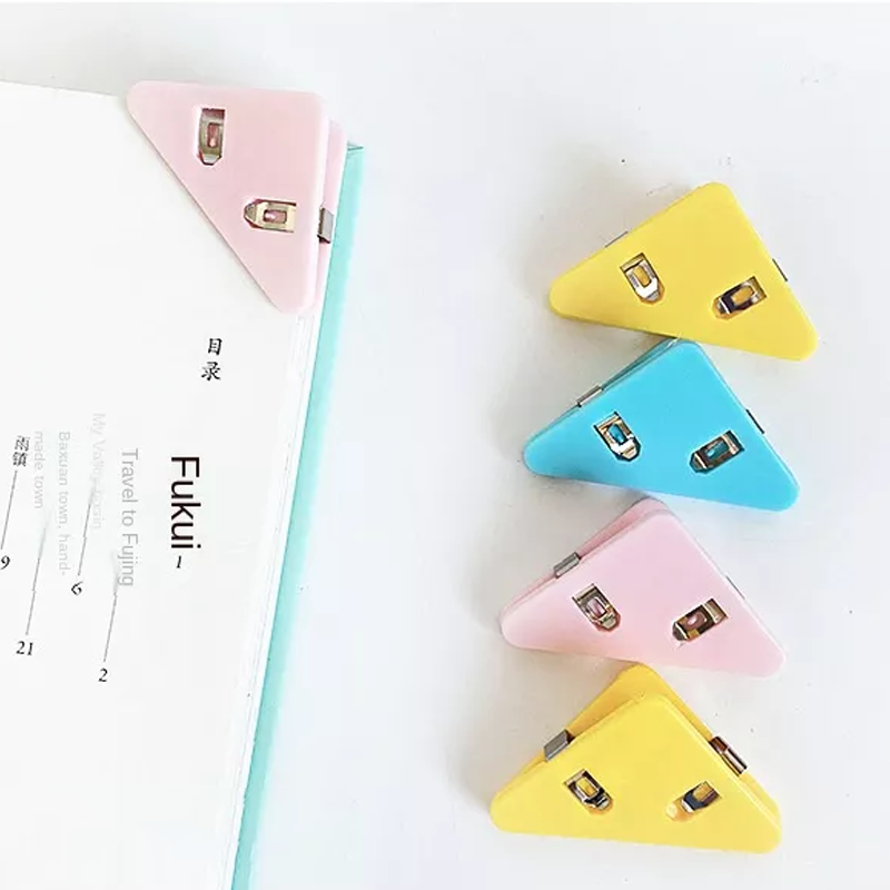 Triangle Corner Data Clips | Norvo