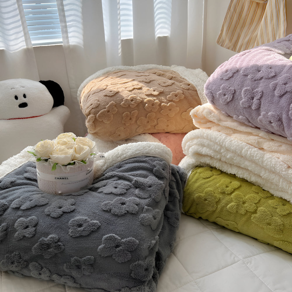 Norvo | Cloud Flower Snuggle Blanket