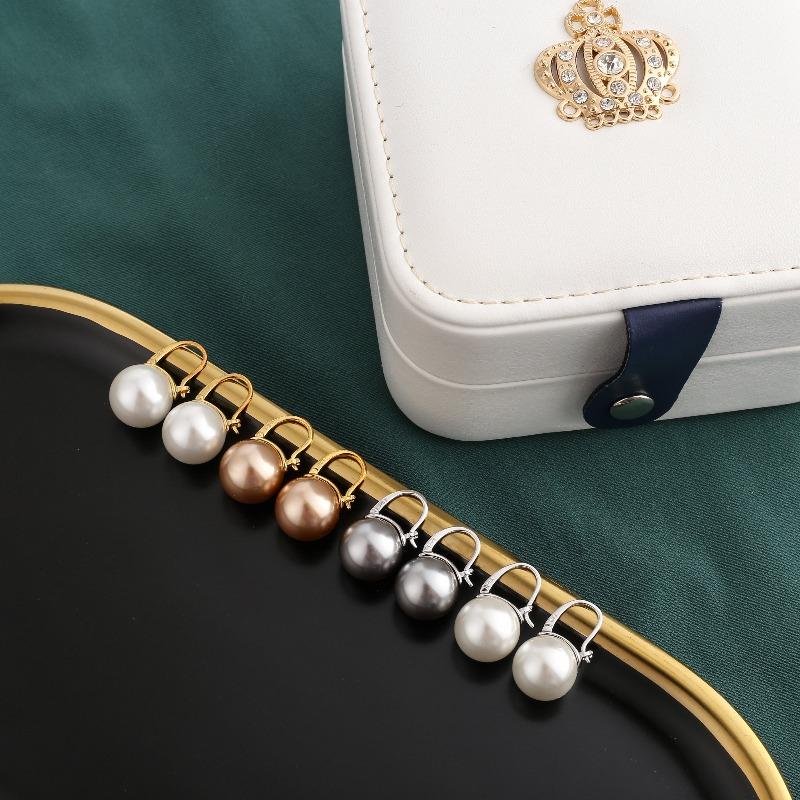 Norvo | Black Pearl Øredobber Finnes i Hvit Champagne Grå Gull og Svart Perle hengende øredobber