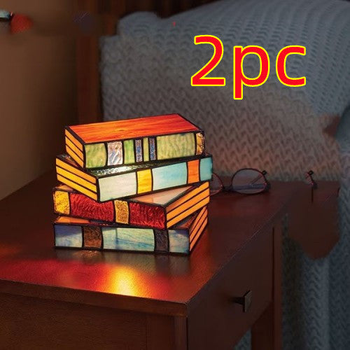 Norvo | Skrivebordslampe med stablede bøker