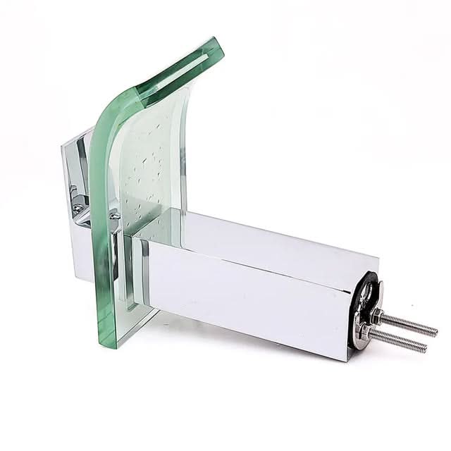 Norvo | AquaCascade Bad Fossen Krane